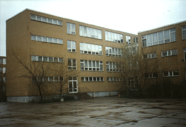 Georg-Cantor-Gymnasium - links